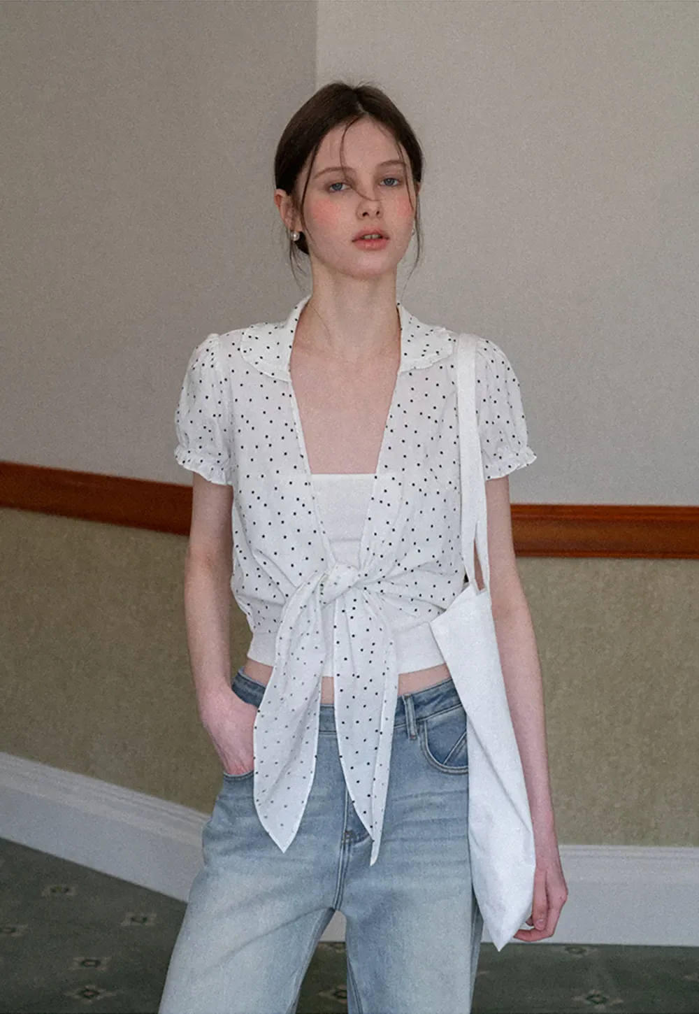 Wide leg flared denim jeans with front pockets