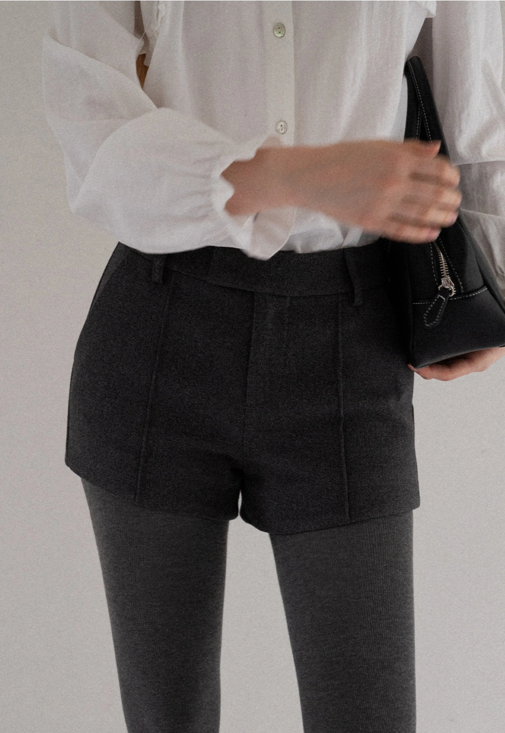 Women Elegant Pleated Shorts with Pockets High Waist