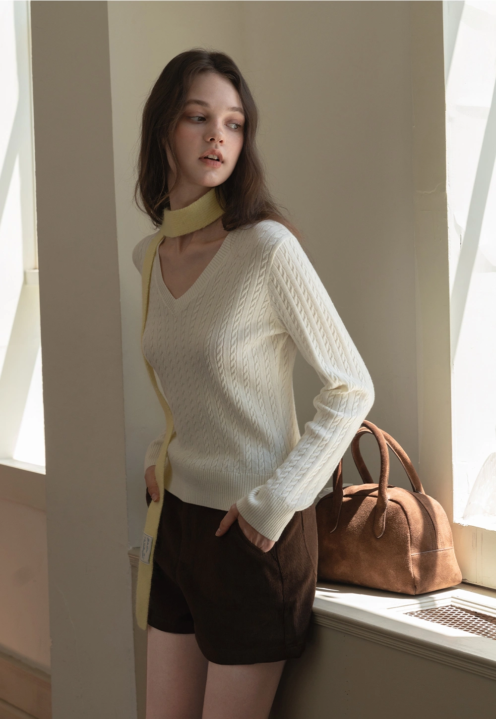 Womens V-Neck Cable Knit Sweater