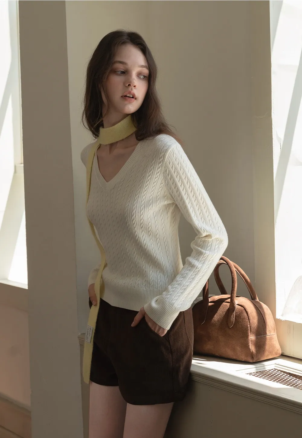 Womens V-Neck Cable Knit Sweater