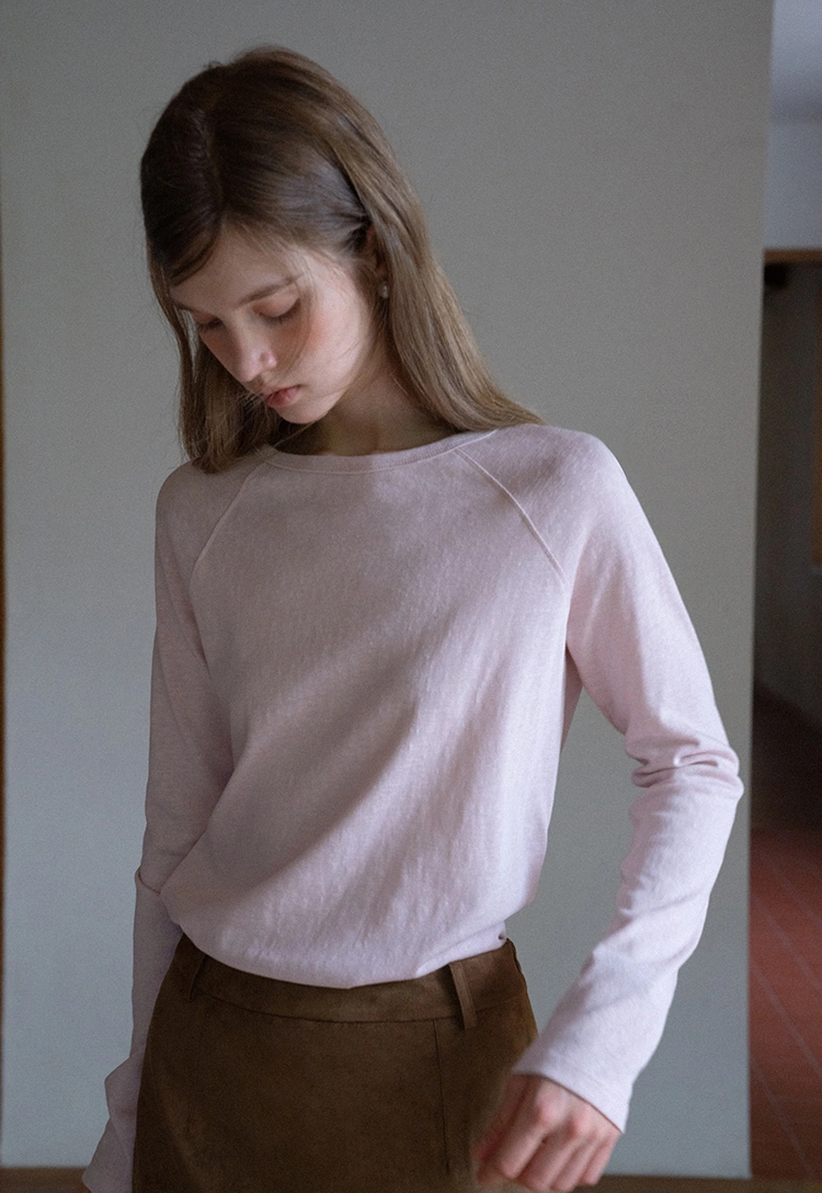 Women’s Basic Crew Neck Long Sleeve Tee