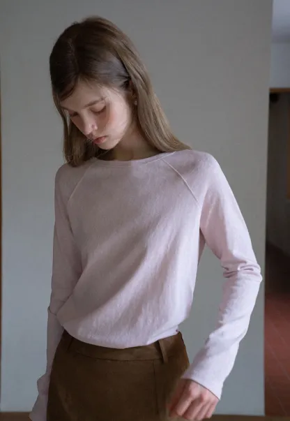 Women’s Basic Crew Neck Long Sleeve Tee