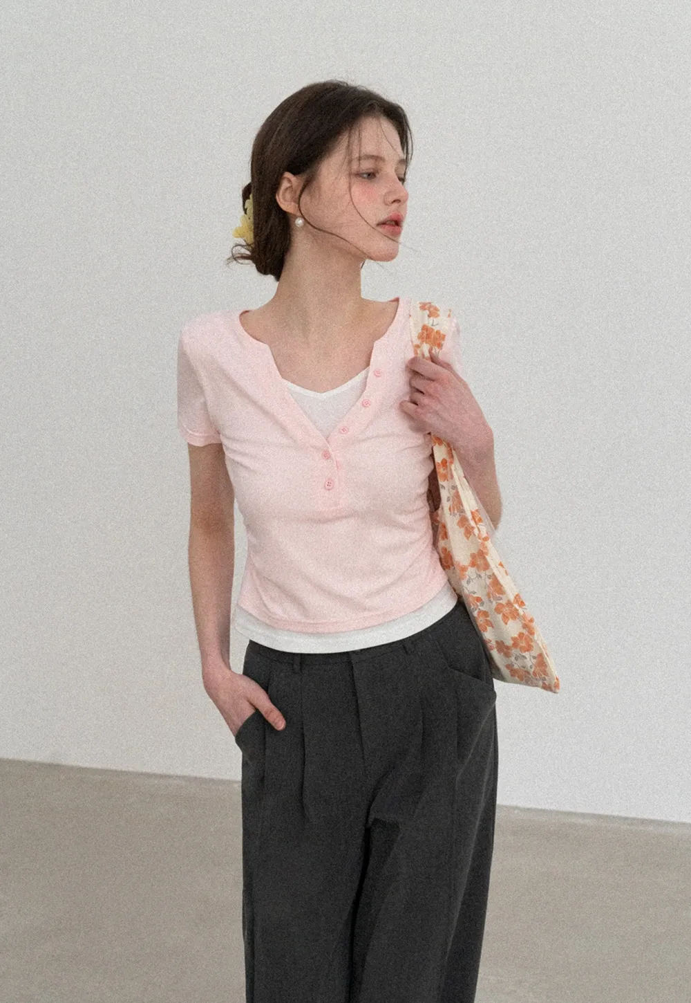 Short Sleeve T Shirt with Round Neck