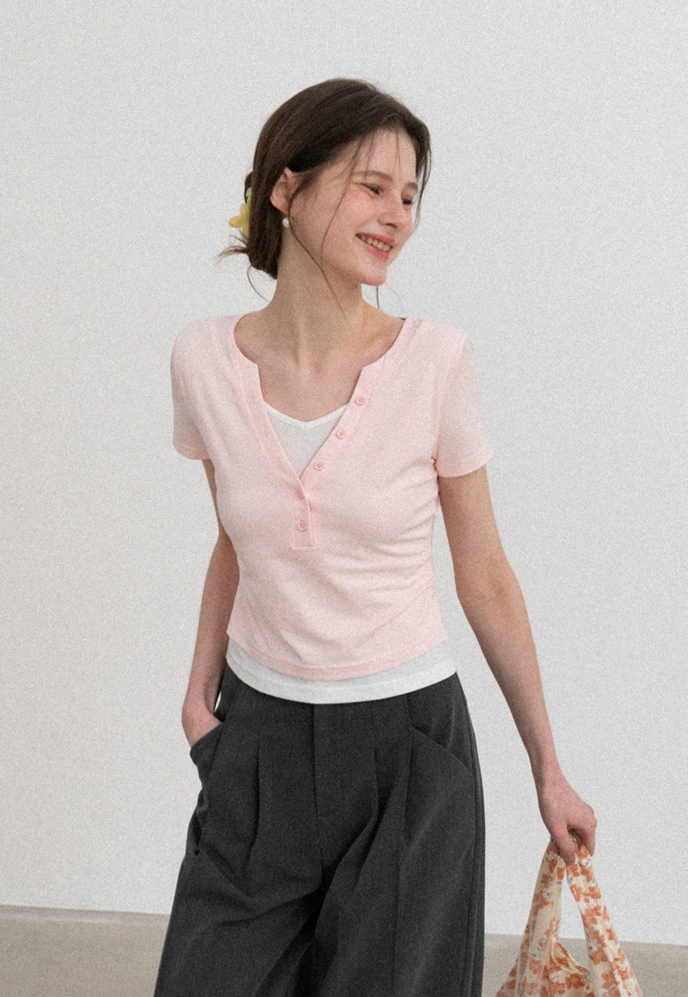 Short Sleeve T Shirt with Round Neck