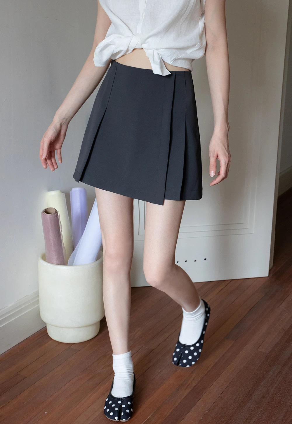 Women’s High-Waist Box-Pleated Mini Skirt