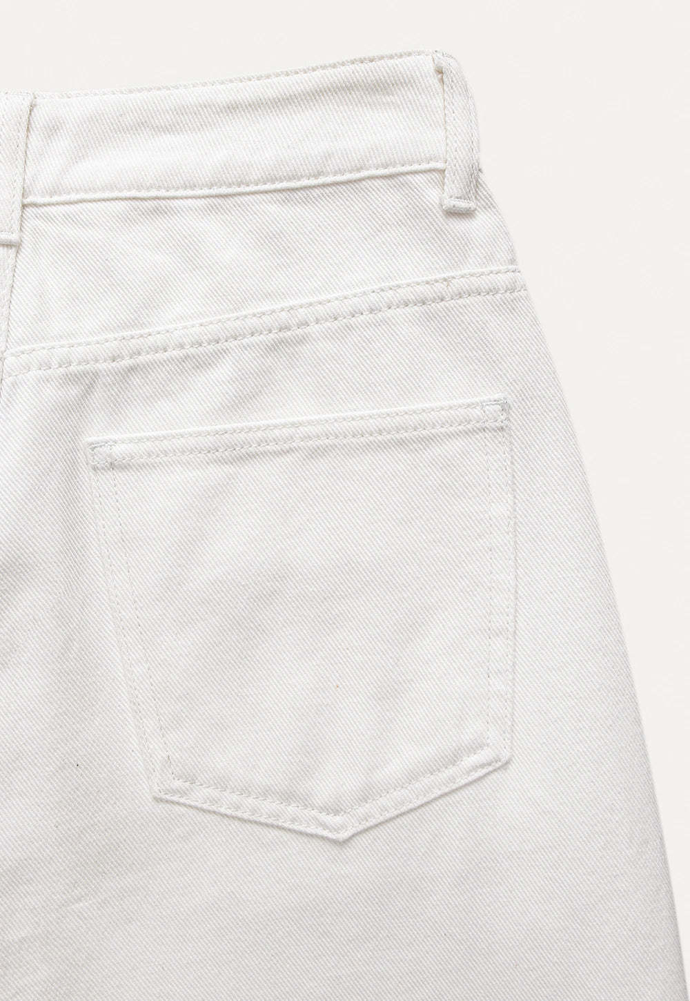 Classic High-Waist Wide-Leg Jeans