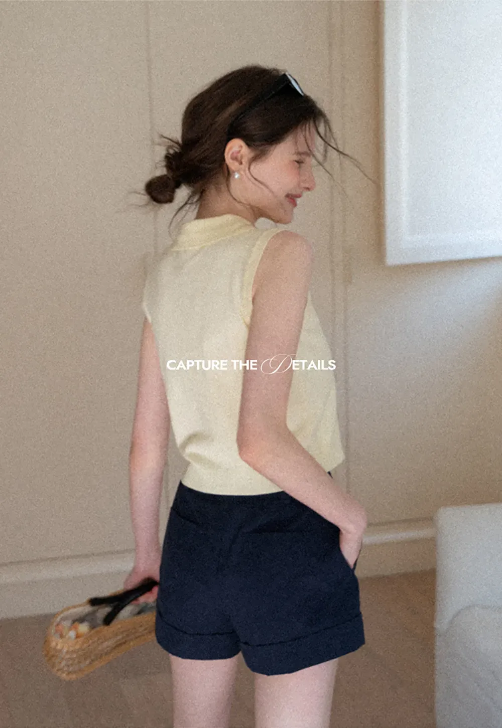 Sleeveless Knit Top with Collar and Buttons