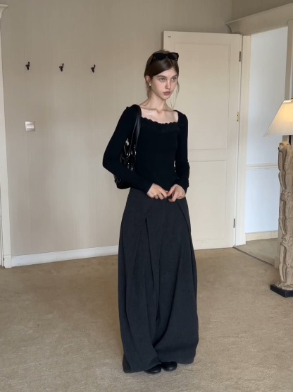 Women Square Neck Long Sleeve Tee