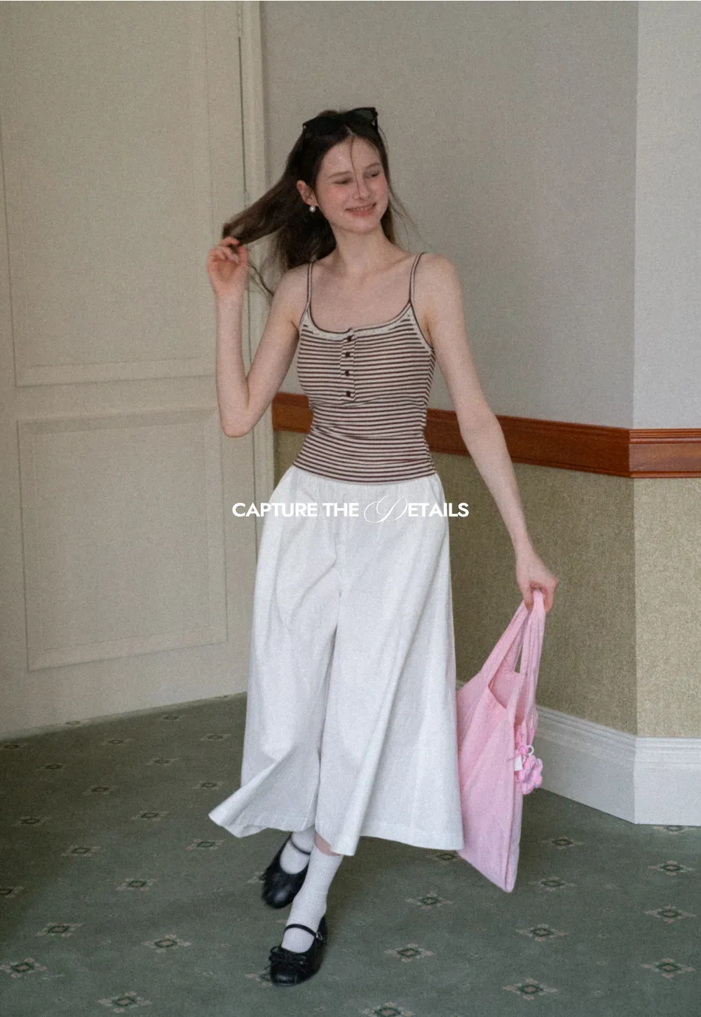 Wide Leg Cropped Casual Pants with Elastic Waist