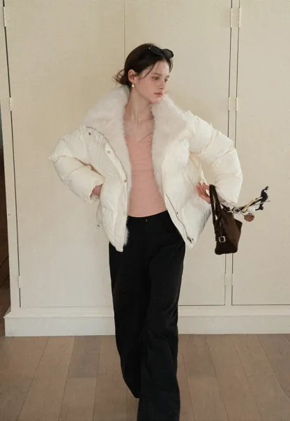 V neck long sleeve top with lace trim and fitted design