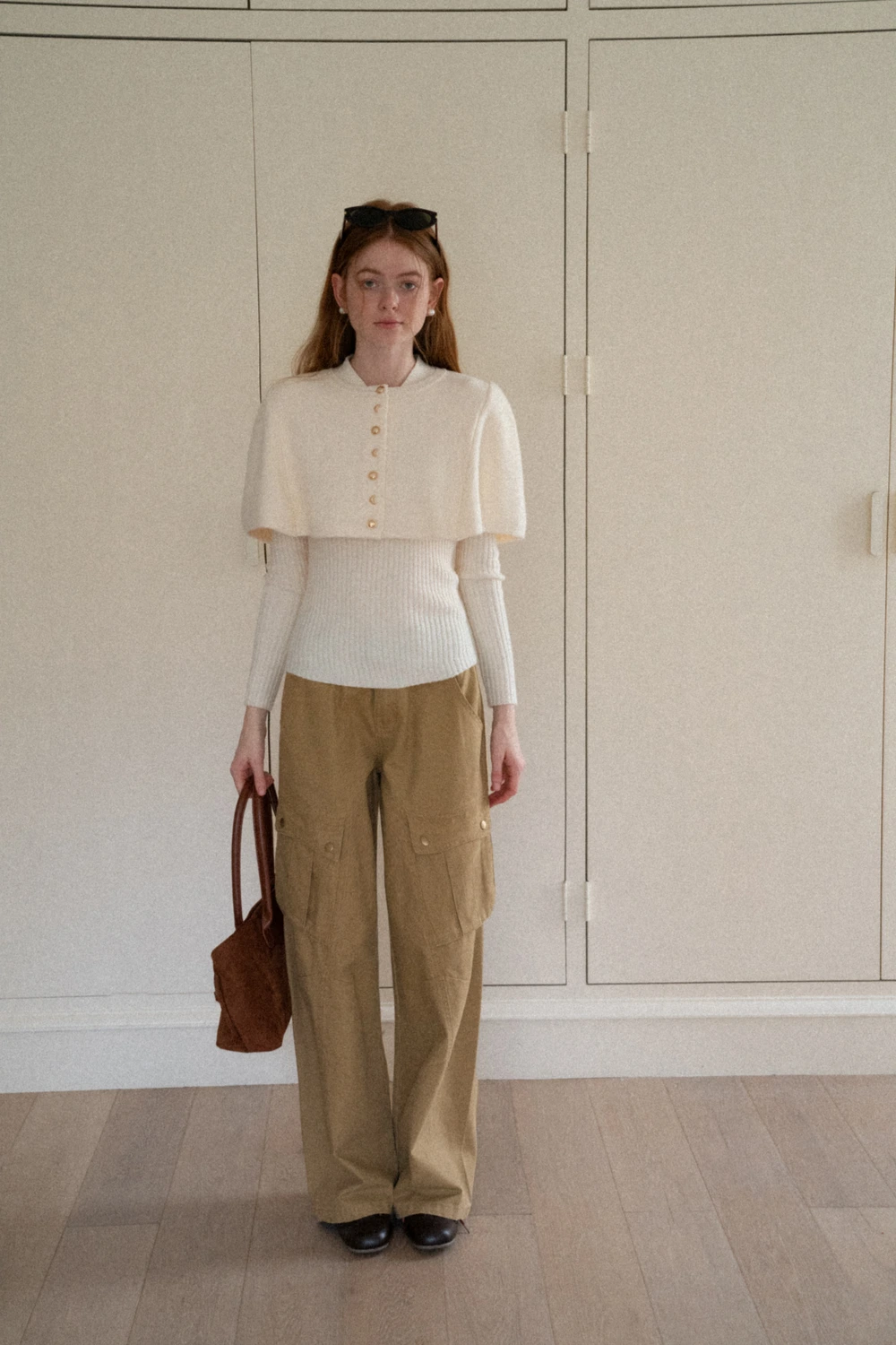 Cropped Buttoned Cape with V-Neck Fitted Thick Knit Sweater