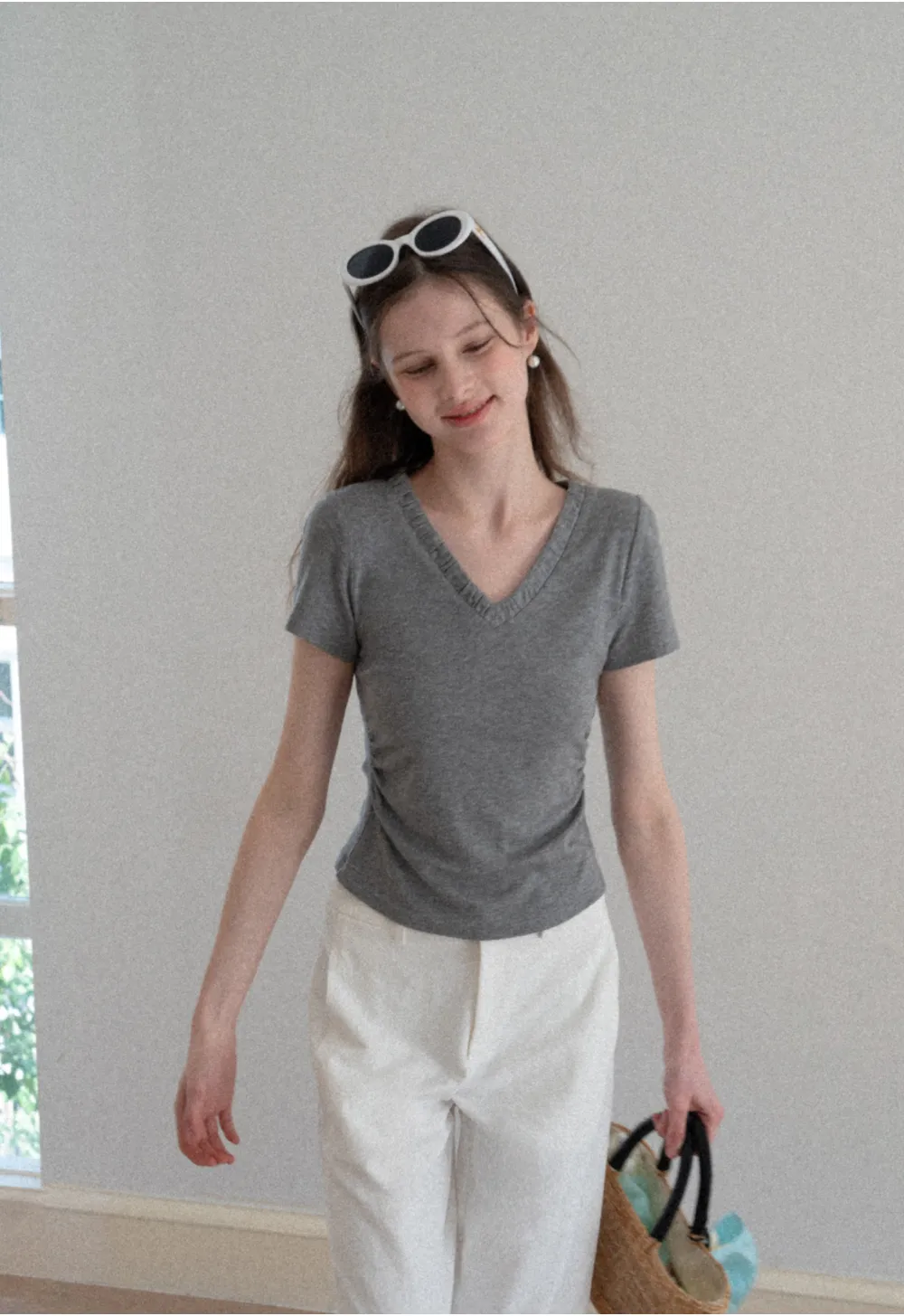 V neck short sleeve t shirt with ruffled trim