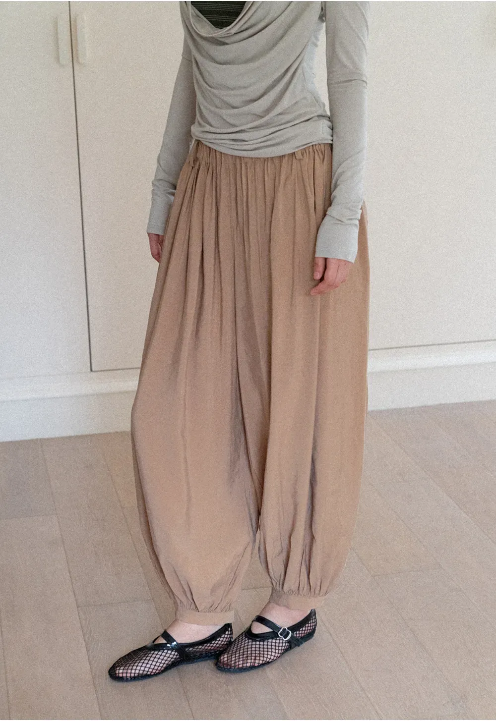 Loose Fit Elastic Waist Wide Leg Pants