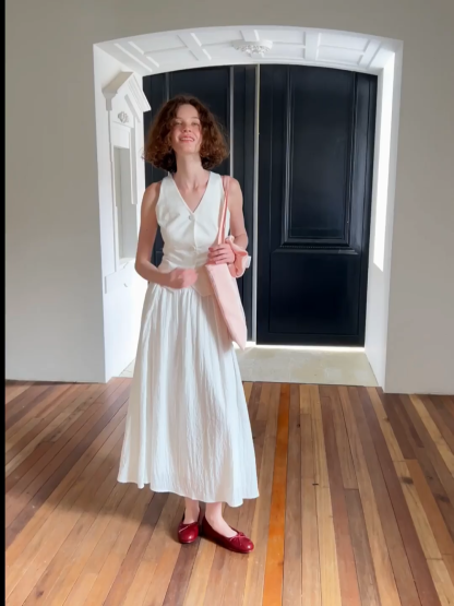 V Neck Sleeveless Tailored Vest A Line Pleated Skirt