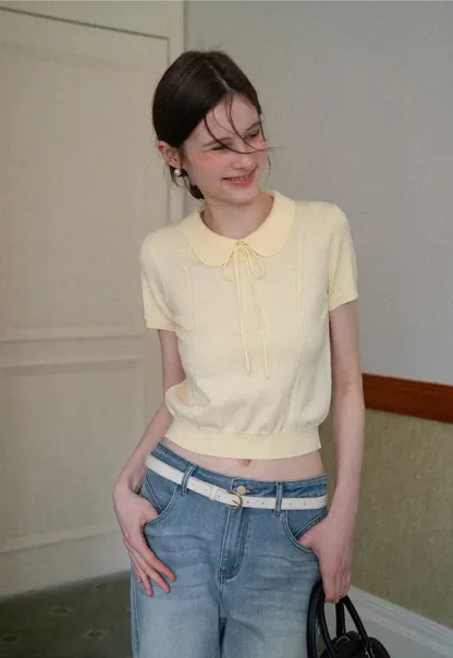 Short Sleeve Knit Top with Collar and Drawstring
