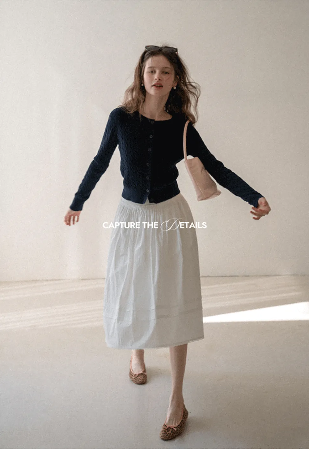 Lightweight pleated midi skirt with elastic waist