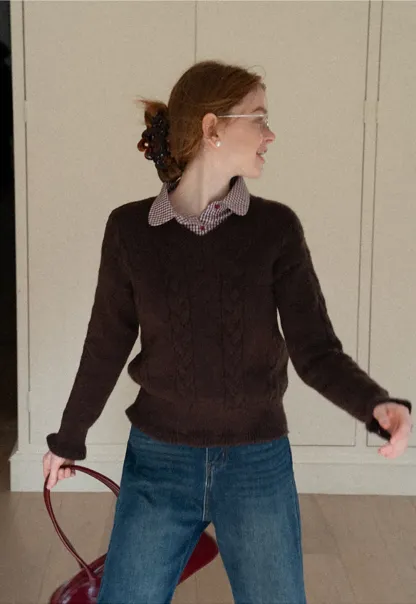 Women's Knit Sweater Round Neck Long Sleeve Casual Wear