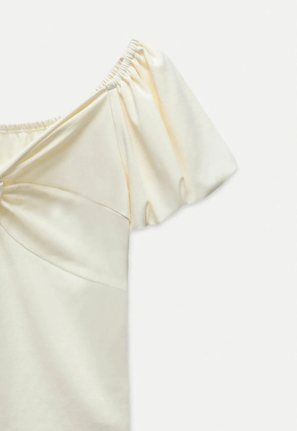 Sweetheart Twist Puff-Sleeve Knit Top
