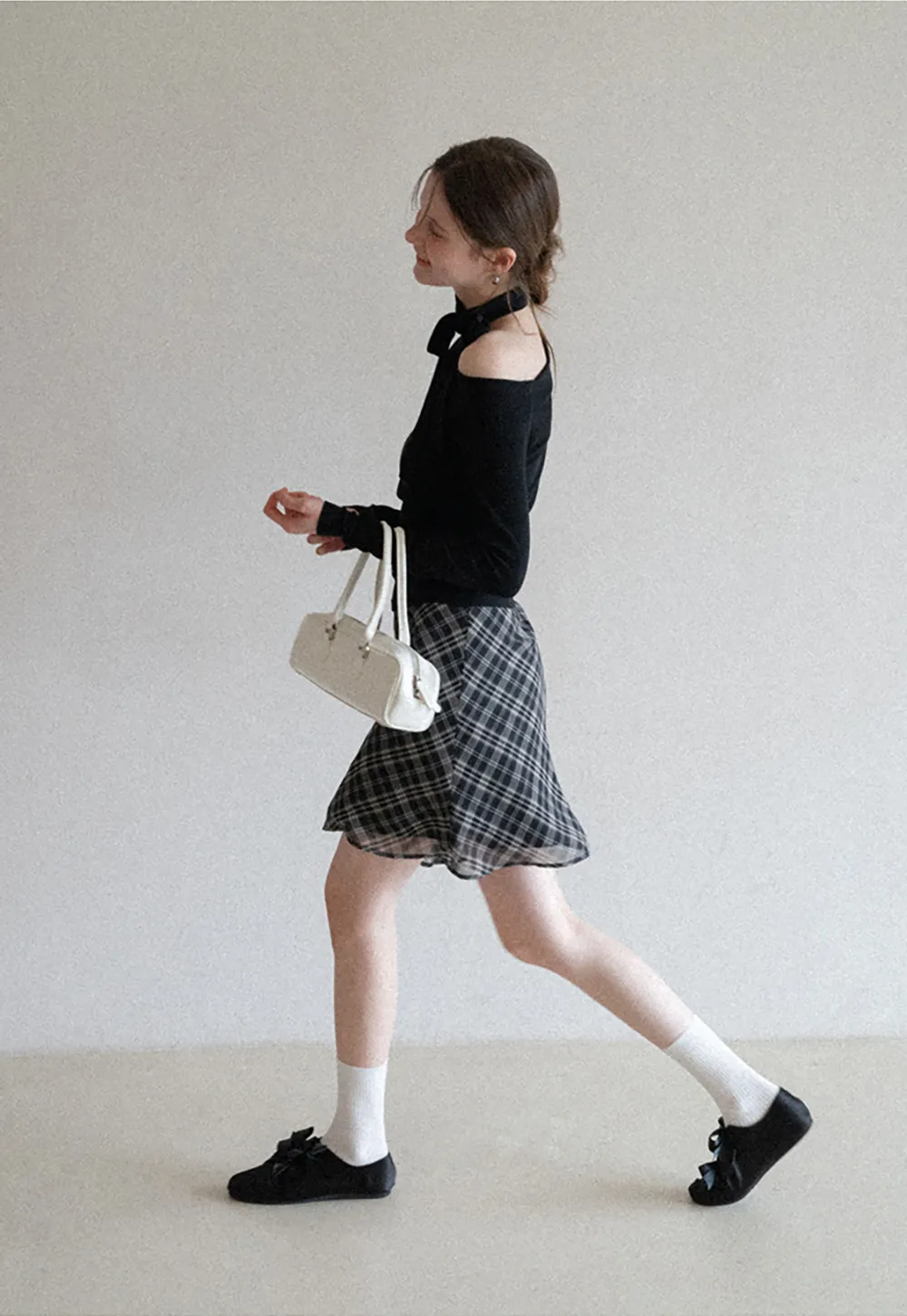 Long sleeve off shoulder top with neck tie detail