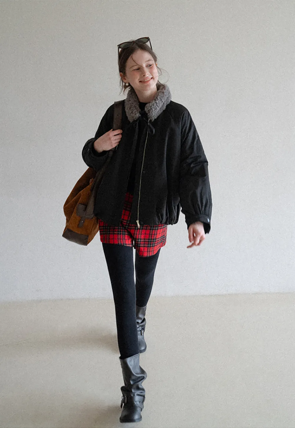 Stylish Short Jacket with Furry Collar and Zipper Design