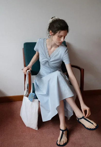 Women's Twist Front Short Sleeve Midi Dress