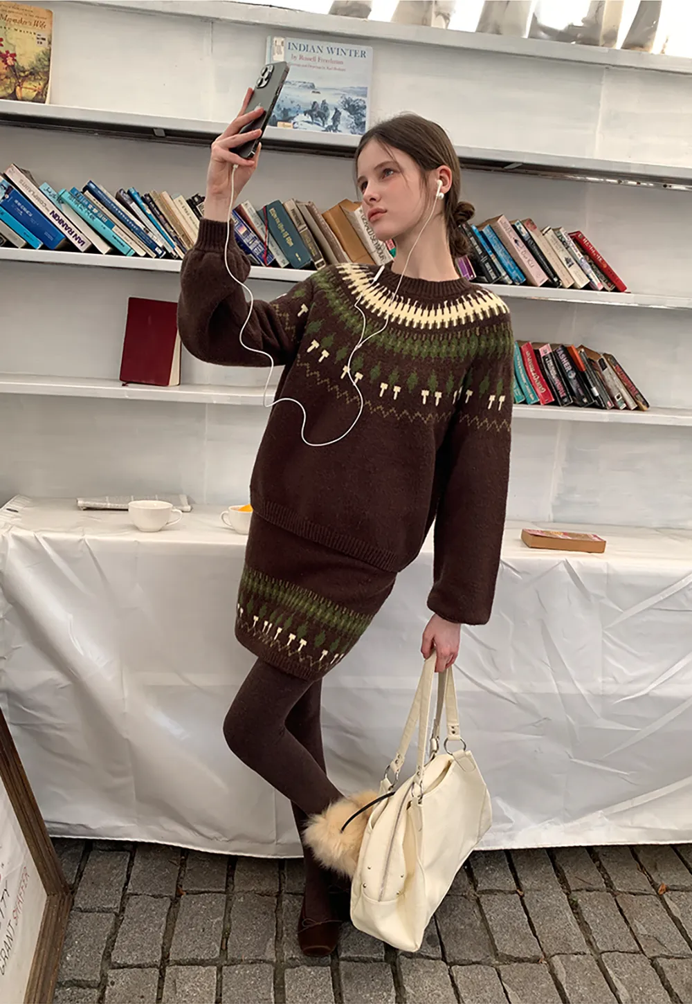 Woolen Knit Sweater and Skirt Set with Pattern Design