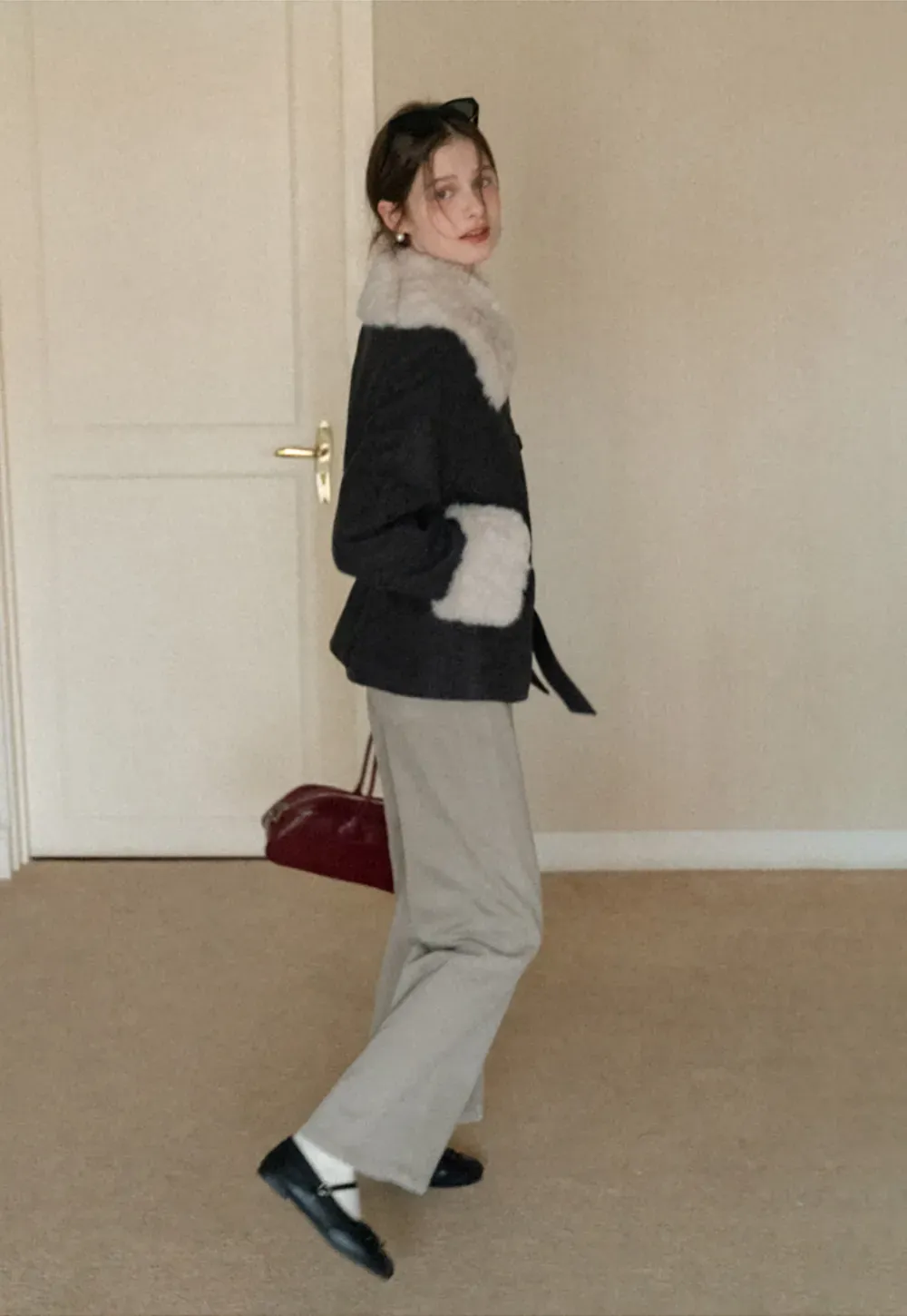 Wide leg high waist denim jeans with belt loop design