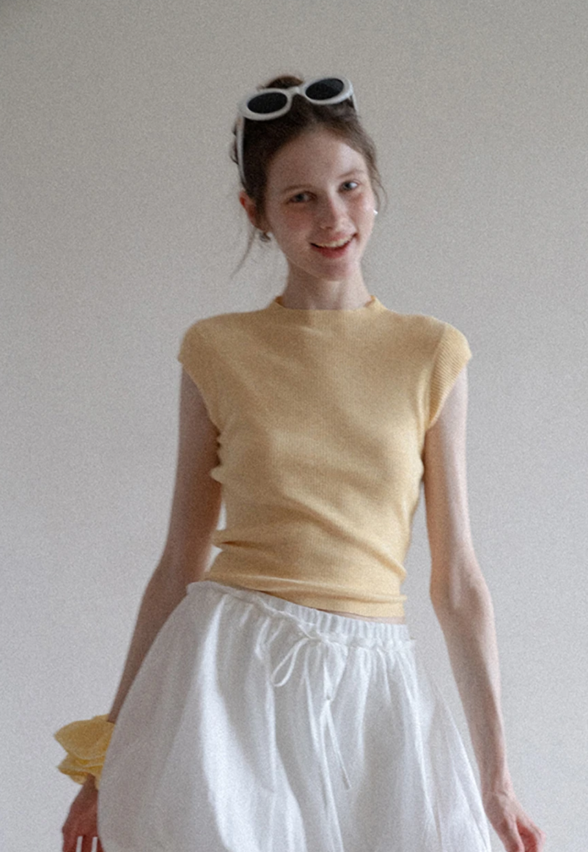 Women’s Ruched Ring Cutout Knit Top