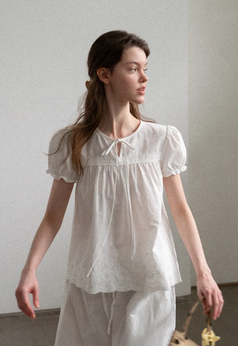 Lace Trim Puff Sleeve Blouse