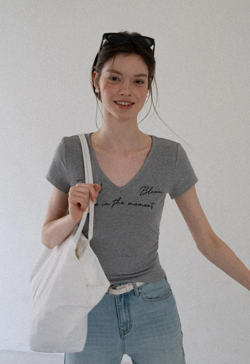 V Neck Short Sleeve Graphic Print Tshirt