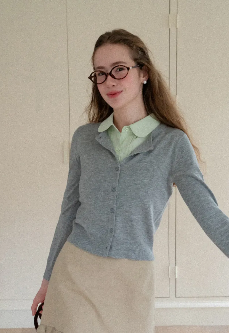 Cropped Cardigan with Collar Detail Woolen Knit Sweater