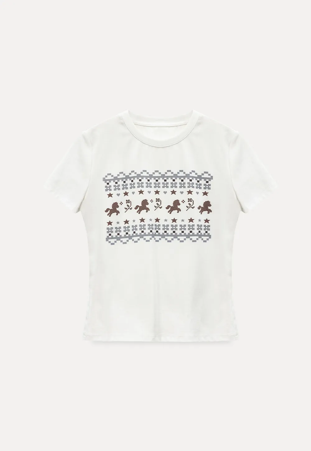 Short sleeve t shirt with embroidered pattern band