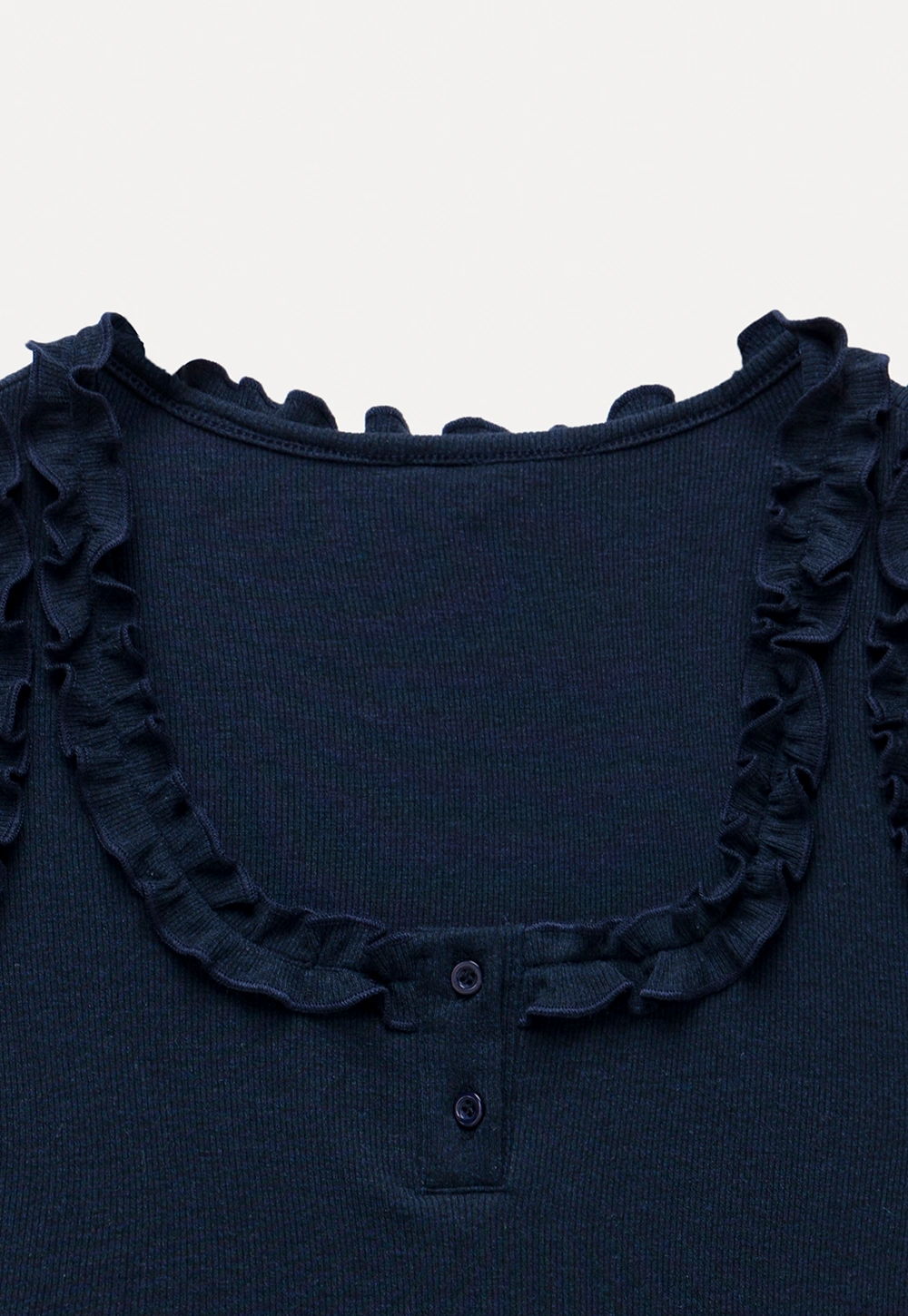 Women's Sleeveless Collared Button Down Knit Top