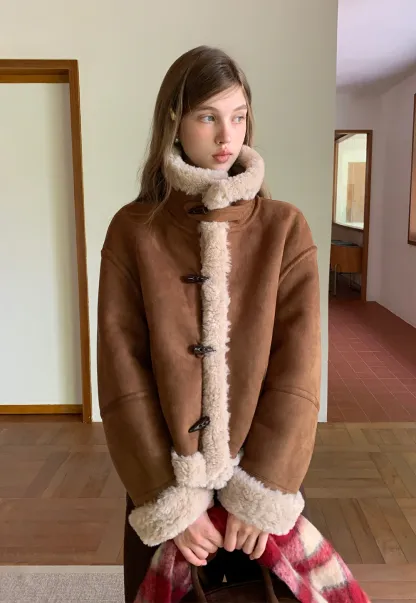 Dual-Wear Suede Patchwork Coat with Soft Teddy Fleece Lining