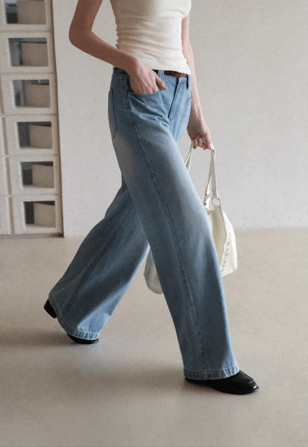 Wide leg high waist denim jeans with belt