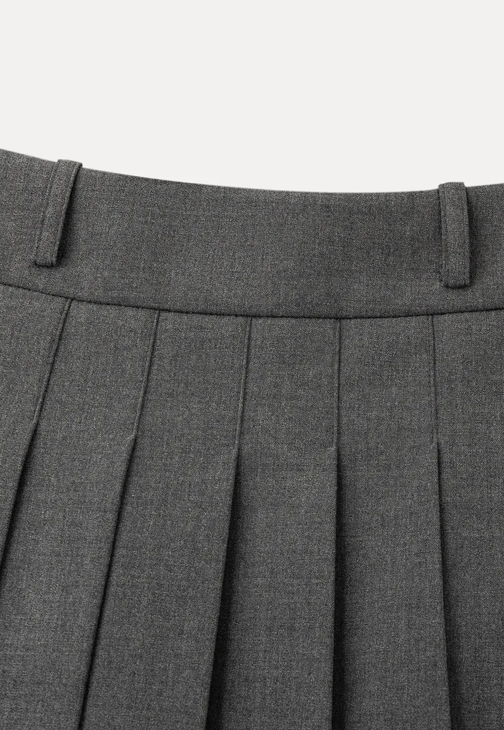 Elegant pleated midi skirt with high waist design