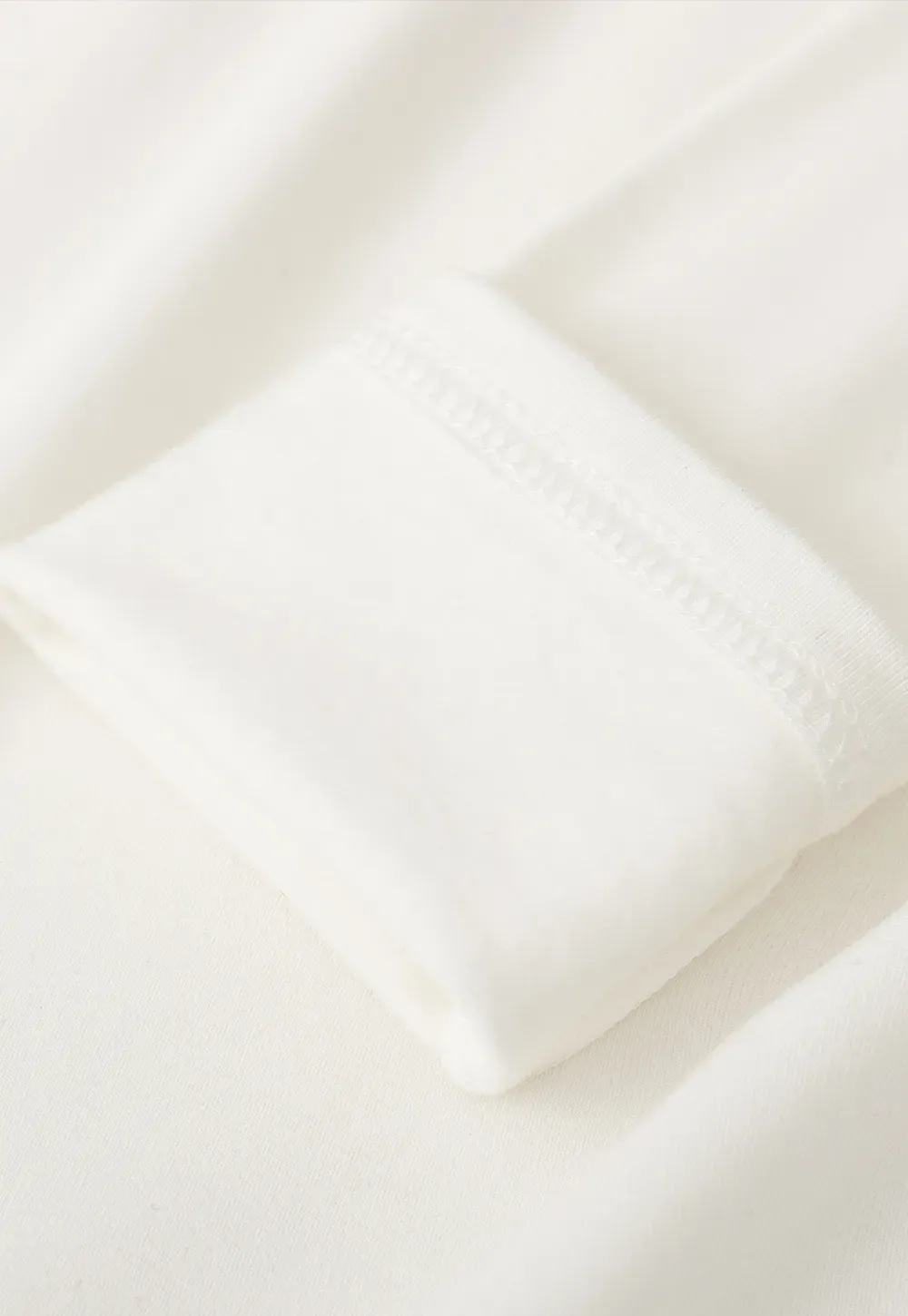 Elegant Long Sleeve Top with Ruffled Hem and Collar Design