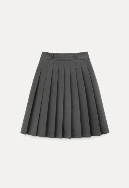 Elegant pleated midi skirt with high waist design