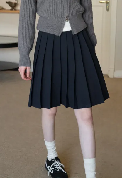 Elegant pleated midi skirt with high waist design