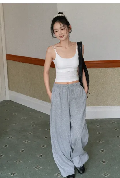 Thin strap scoop neck fitted tank top