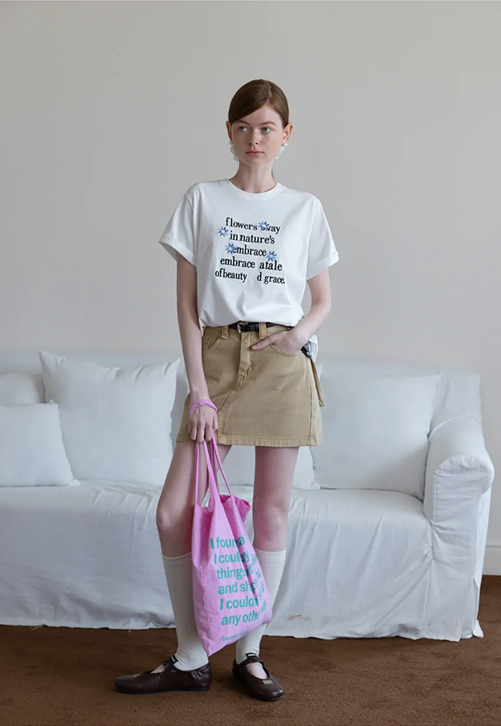 Women’s Graphic T-Shirt with Floral Letter Print