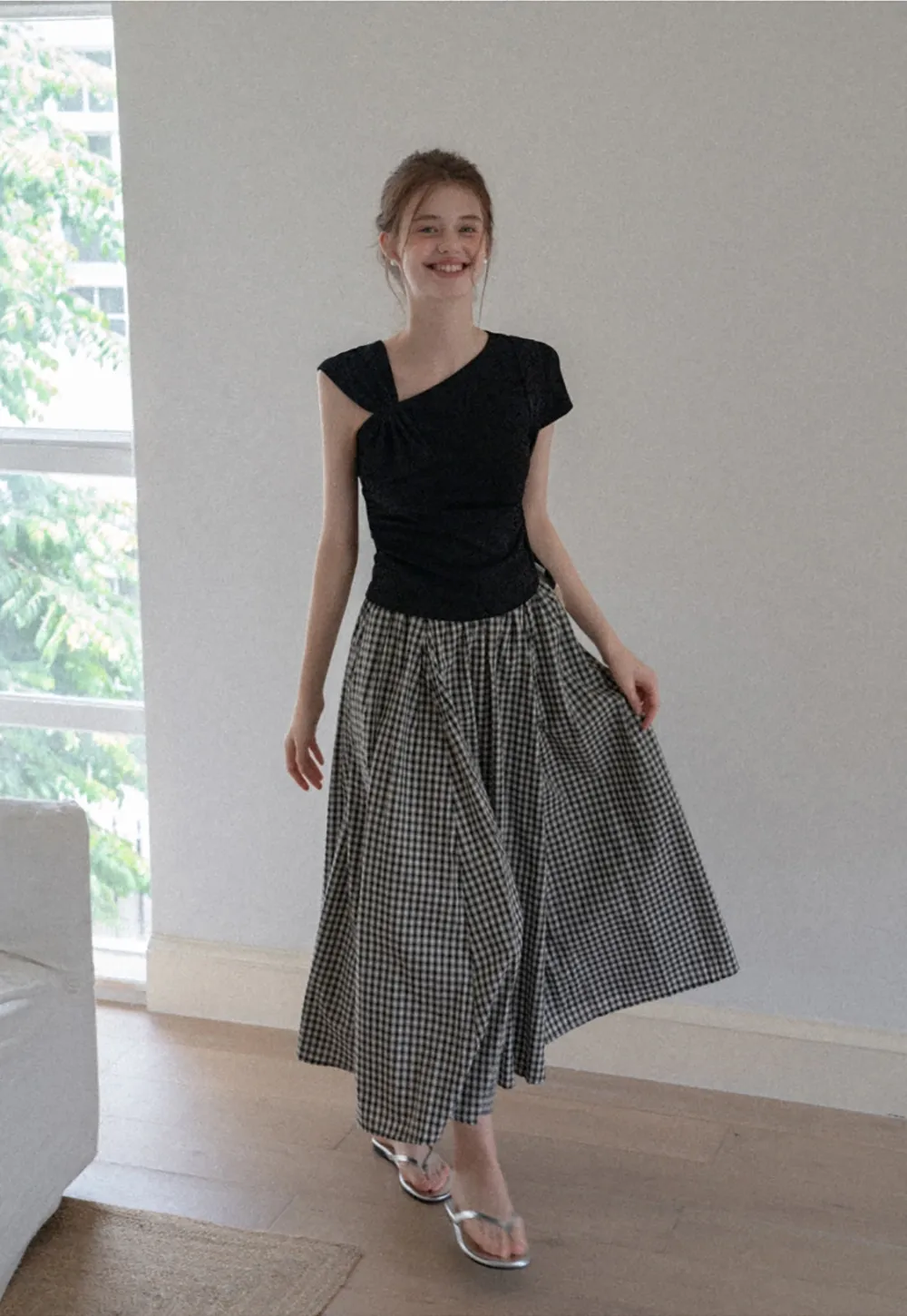 Asymmetric Bow Shoulder Top