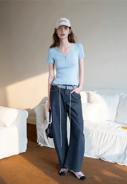 Ribbed V-Neck Buttoned Knit Top
