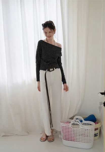 High-Waist Flared Jeans