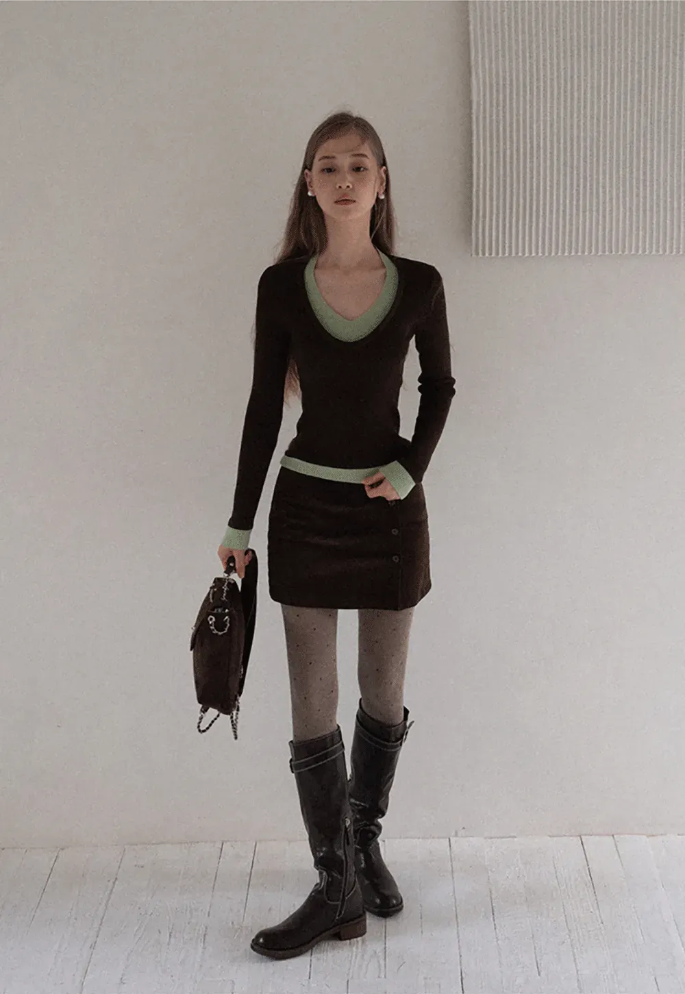 Contrast Trim V Neck Knit Top