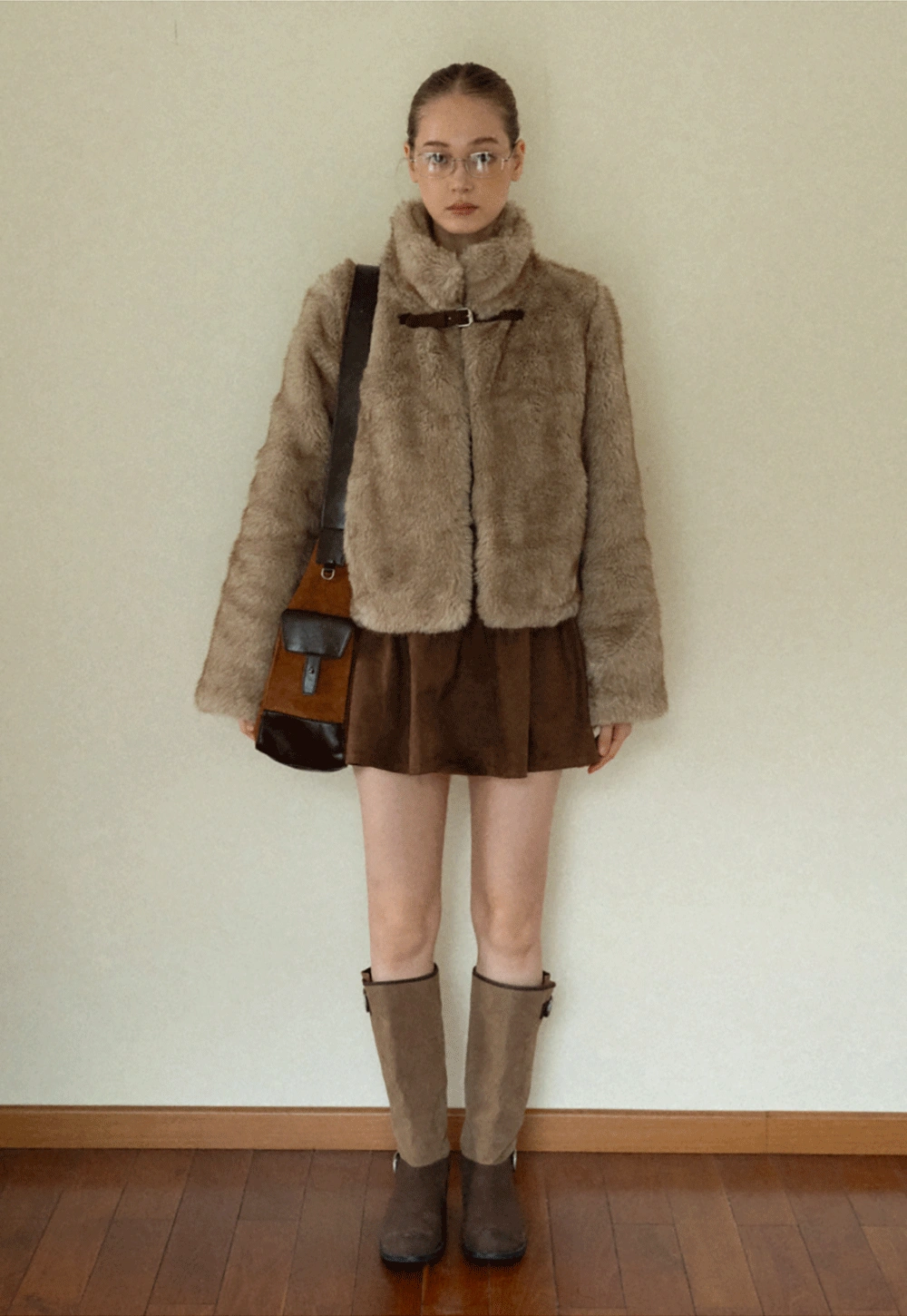 Women Faux Fur Cropped Jacket with Buckle Closure