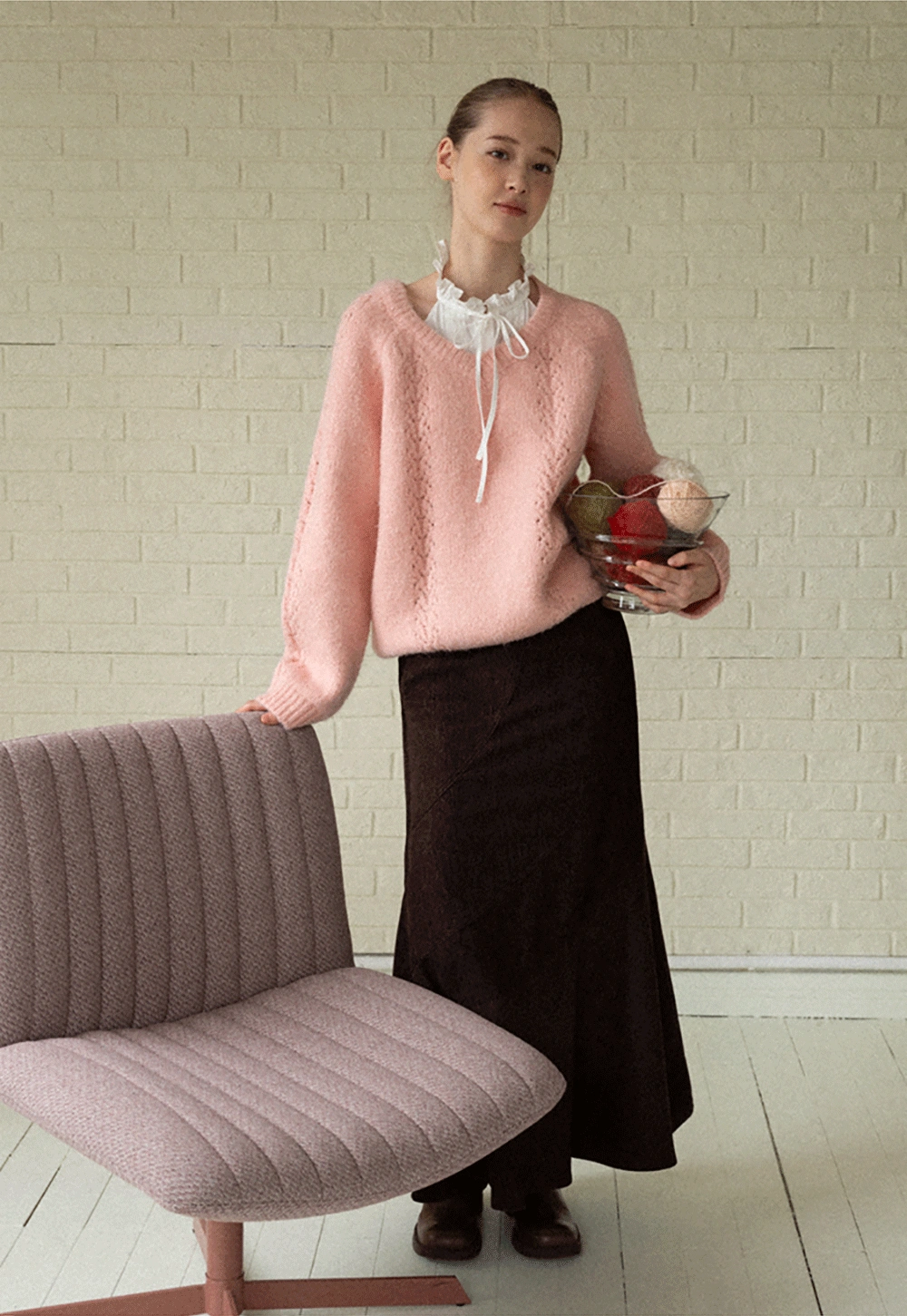 Women Soft Pink V-Neck Knit Sweater
