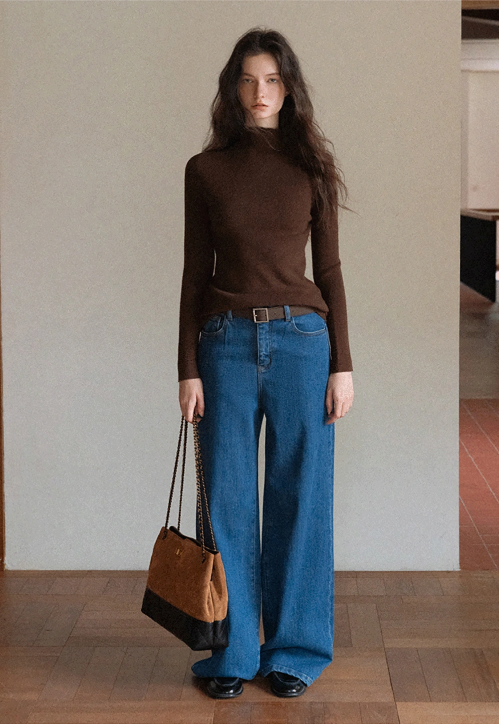 Chic Blue Wide-Legged High-Rise Jeans