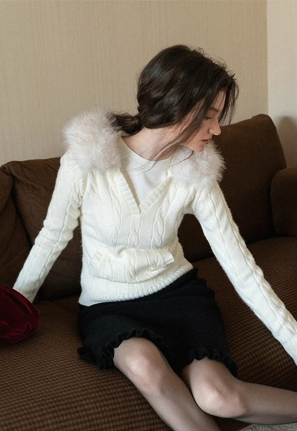 Faux Fur Collar Cable-Knit Sweater