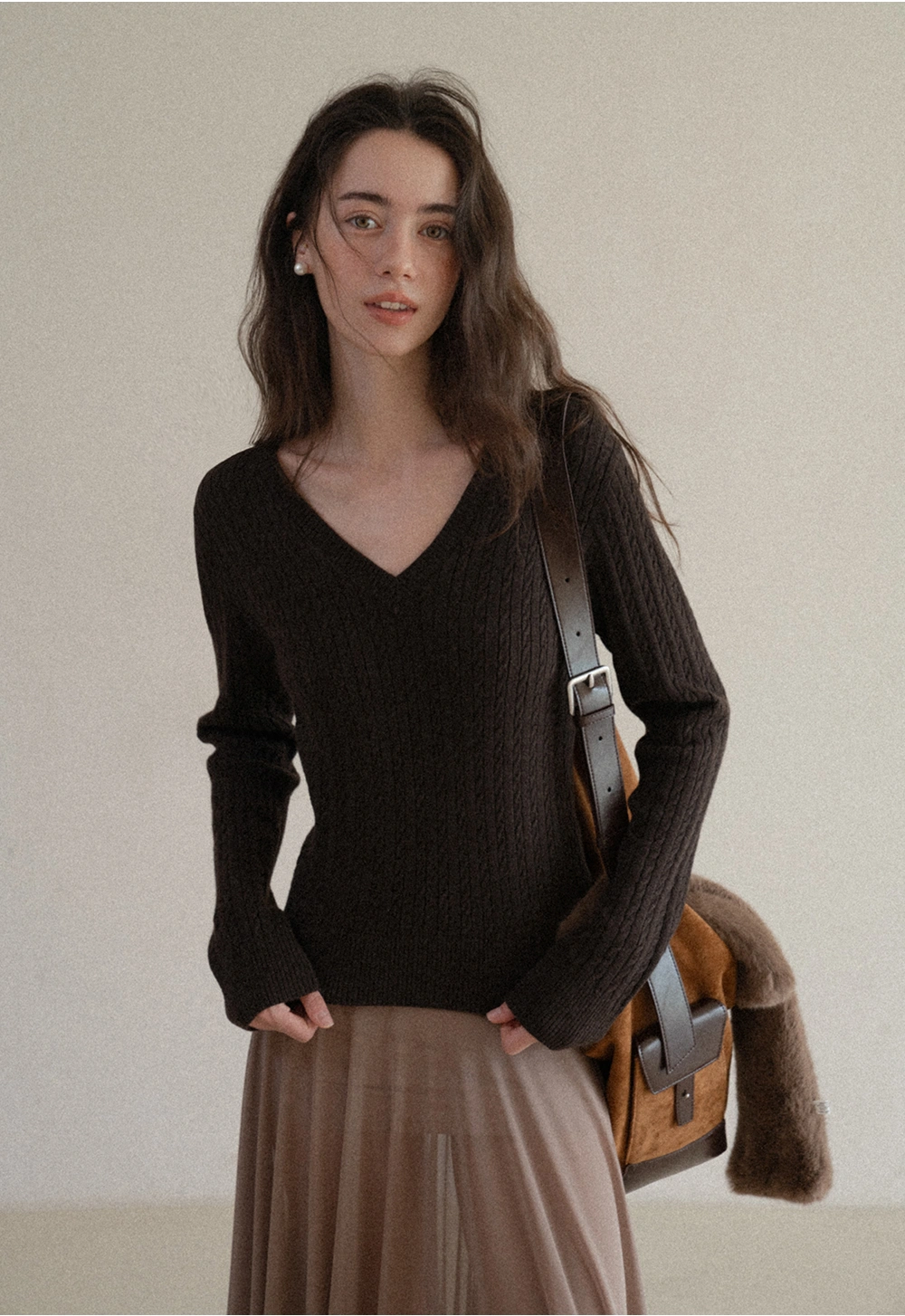 Womens V-Neck Cable Knit Sweater